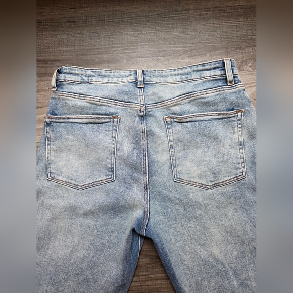 ASOS Design Men's Skinny Jean - Picture 4 of 9